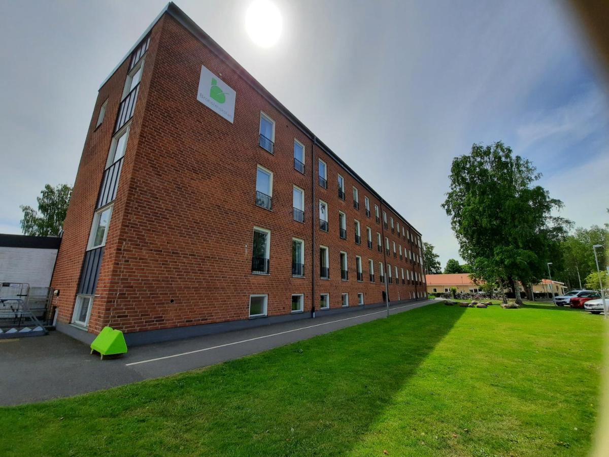 Broholm Bed&Breakfast Lidkoping Bagian luar foto