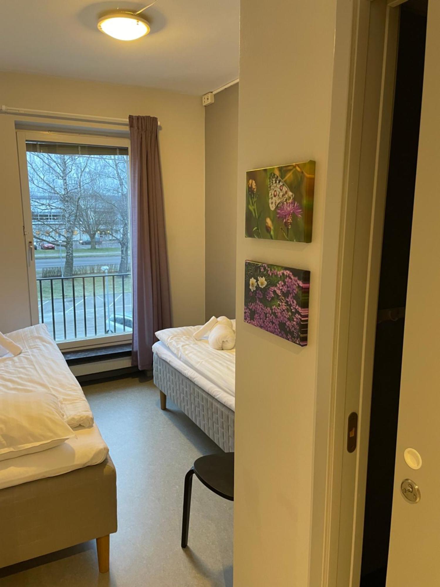 Broholm Bed&Breakfast Lidkoping Ruang foto